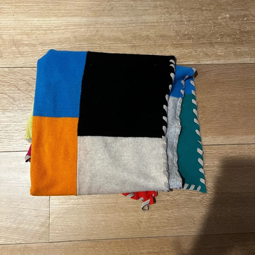 MINNIE ROSE CASHMERE WRAP - Picture 4 of 5